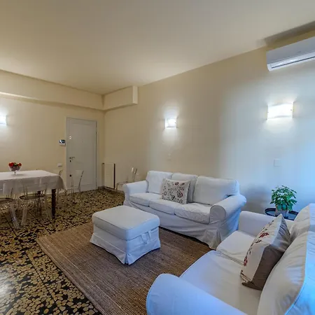 Apartment Cozy A Few Steps From Center